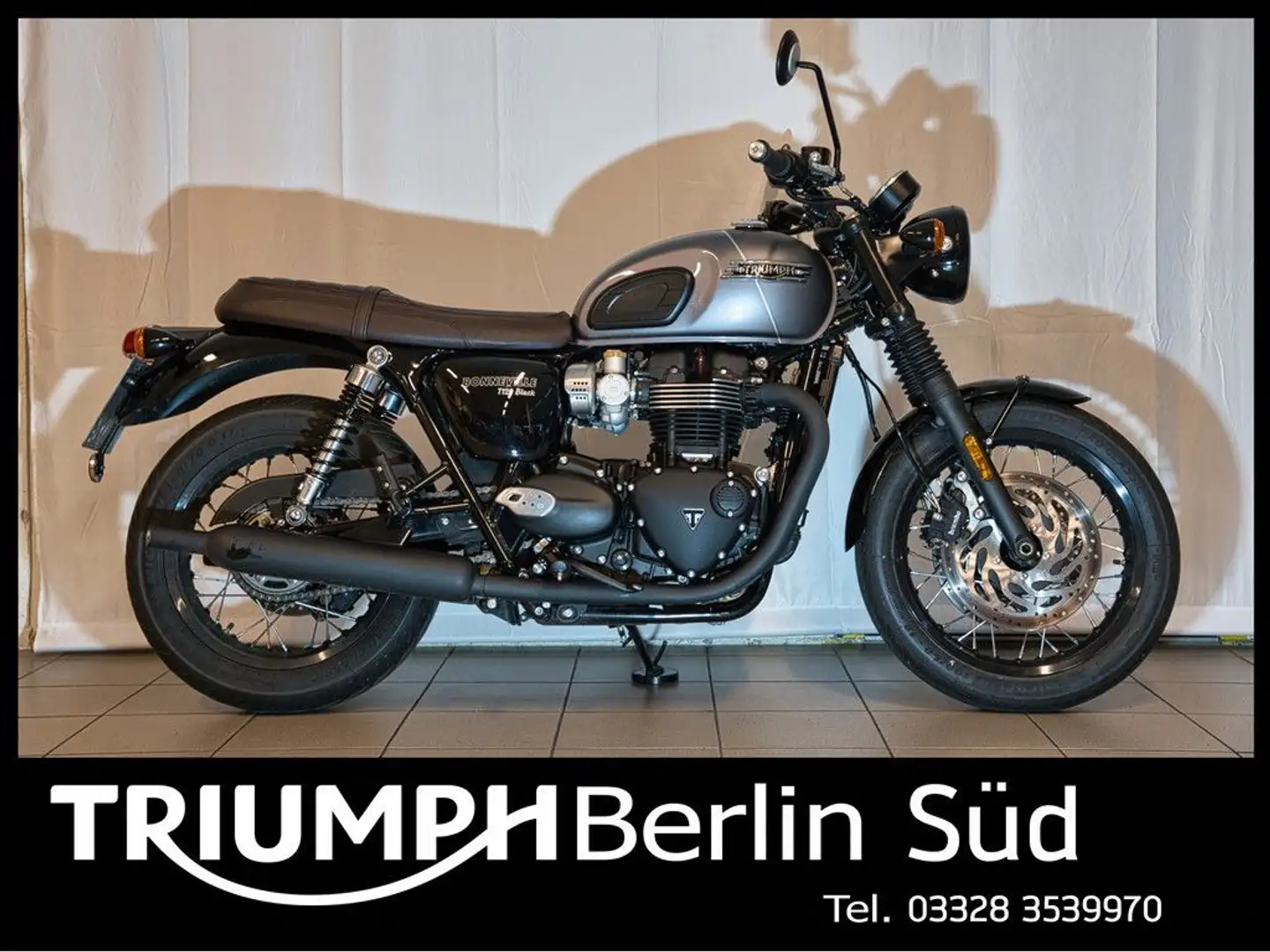Triumph Bonneville T120 BLACK - 1