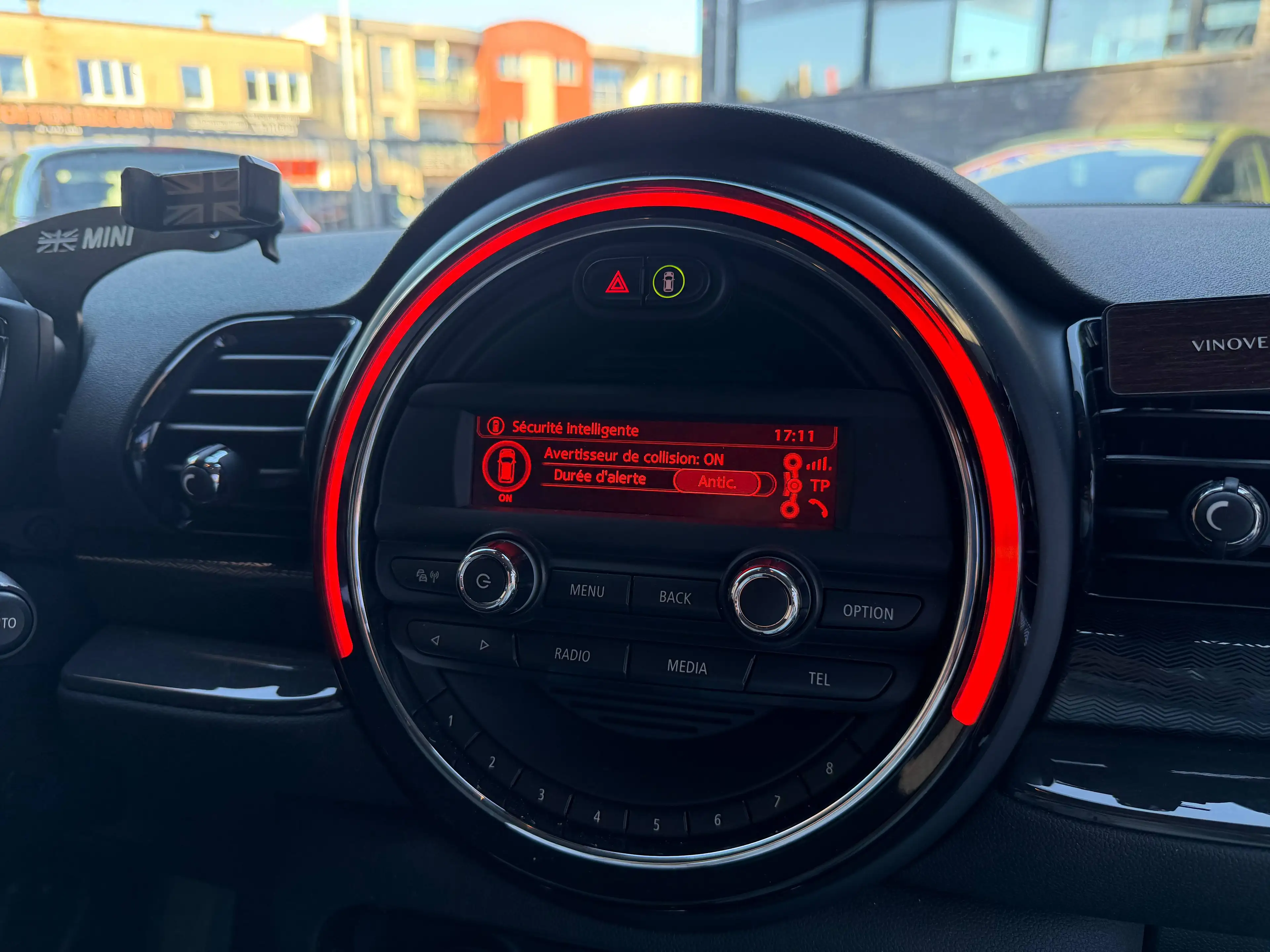 MINI Cooper Clubman 1.5 BOITE AUTO-AIRCO-JANTES-SIEGES CHAUFF — photo 11