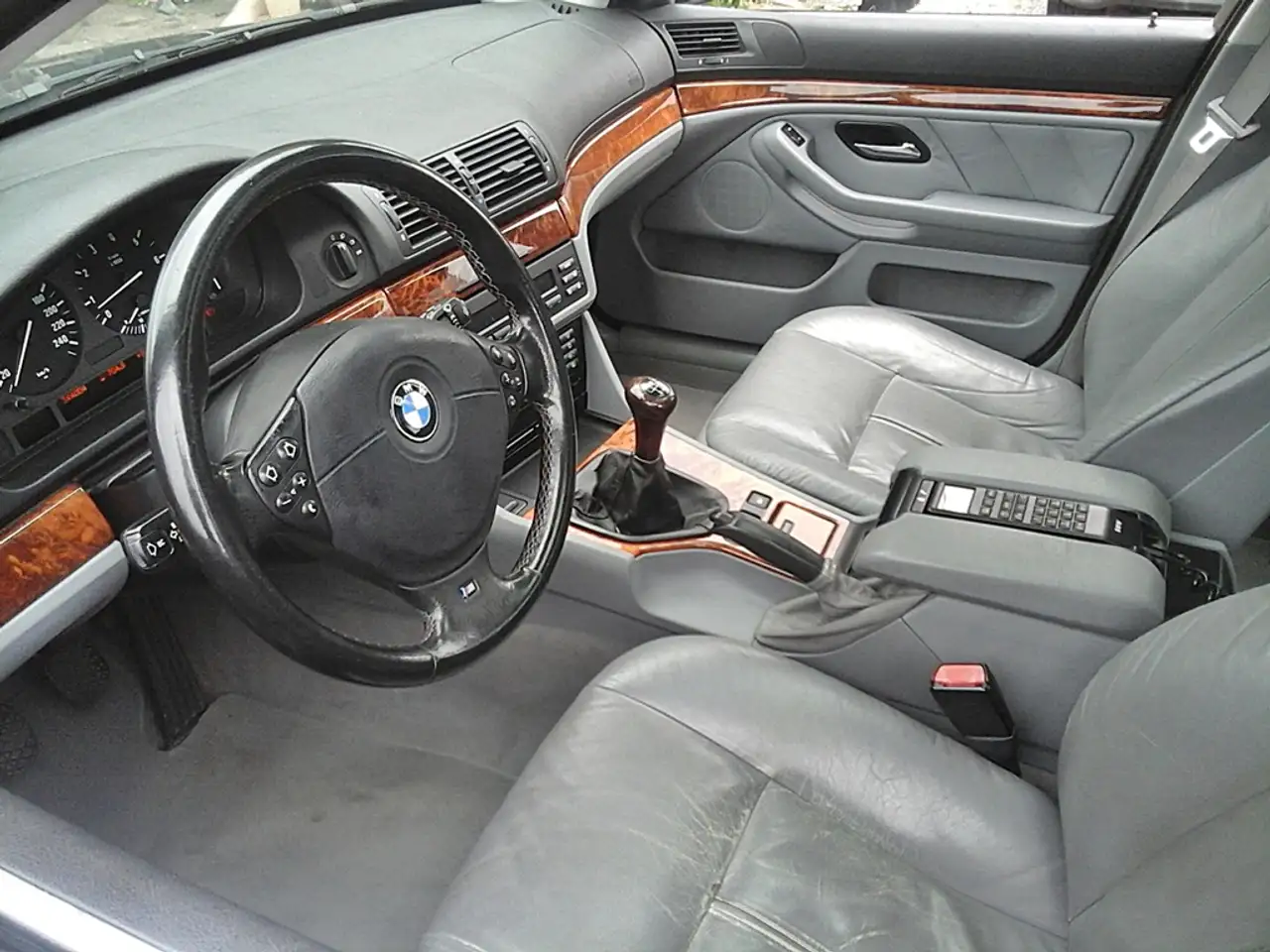 BMW 523 Touring E39/ TÜV neu / met+Leder+Xenon+elSSD+Klima+Sitzheizung, foto 5
