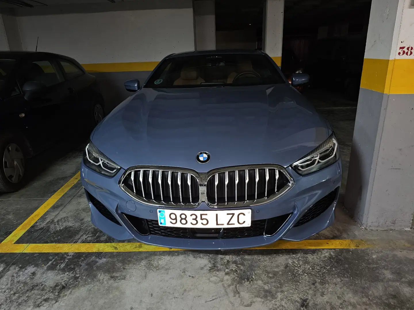 BMW 840 840i xDrive - 1