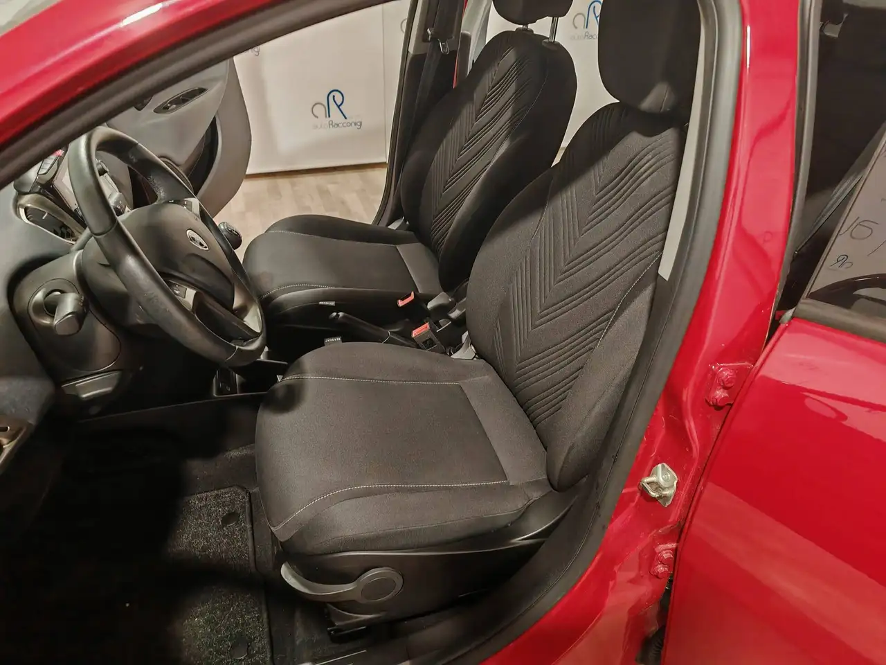Lancia Ypsilon 2023 — фото 7