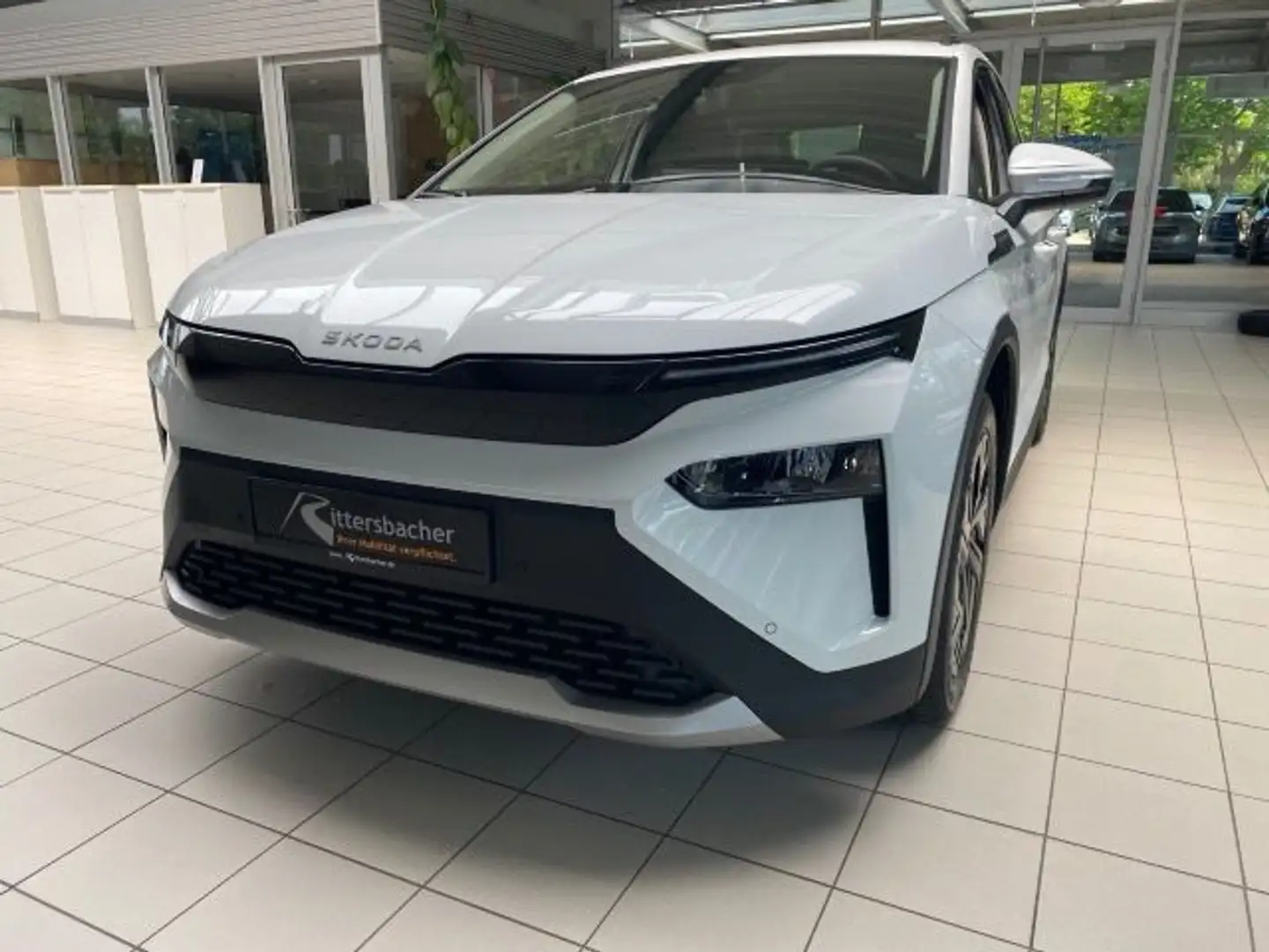Skoda 50 Tour  125 kW 1-Gang-Automatik Sofort ve Biały - 2