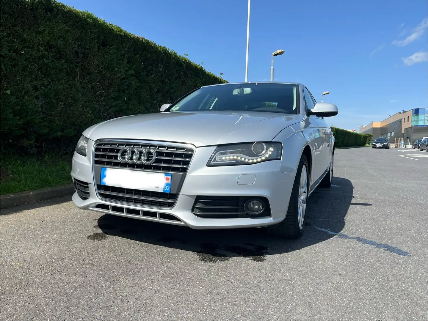 Audi A4 2.0 TDI 143 DPF Ambition Luxe Multitronic A Gris - 1