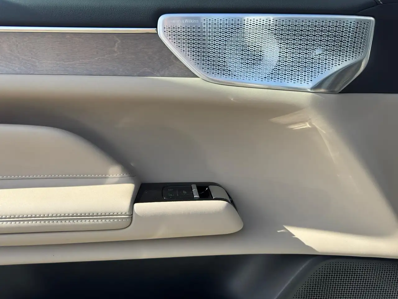 Volvo ES90 2026 — фото 10