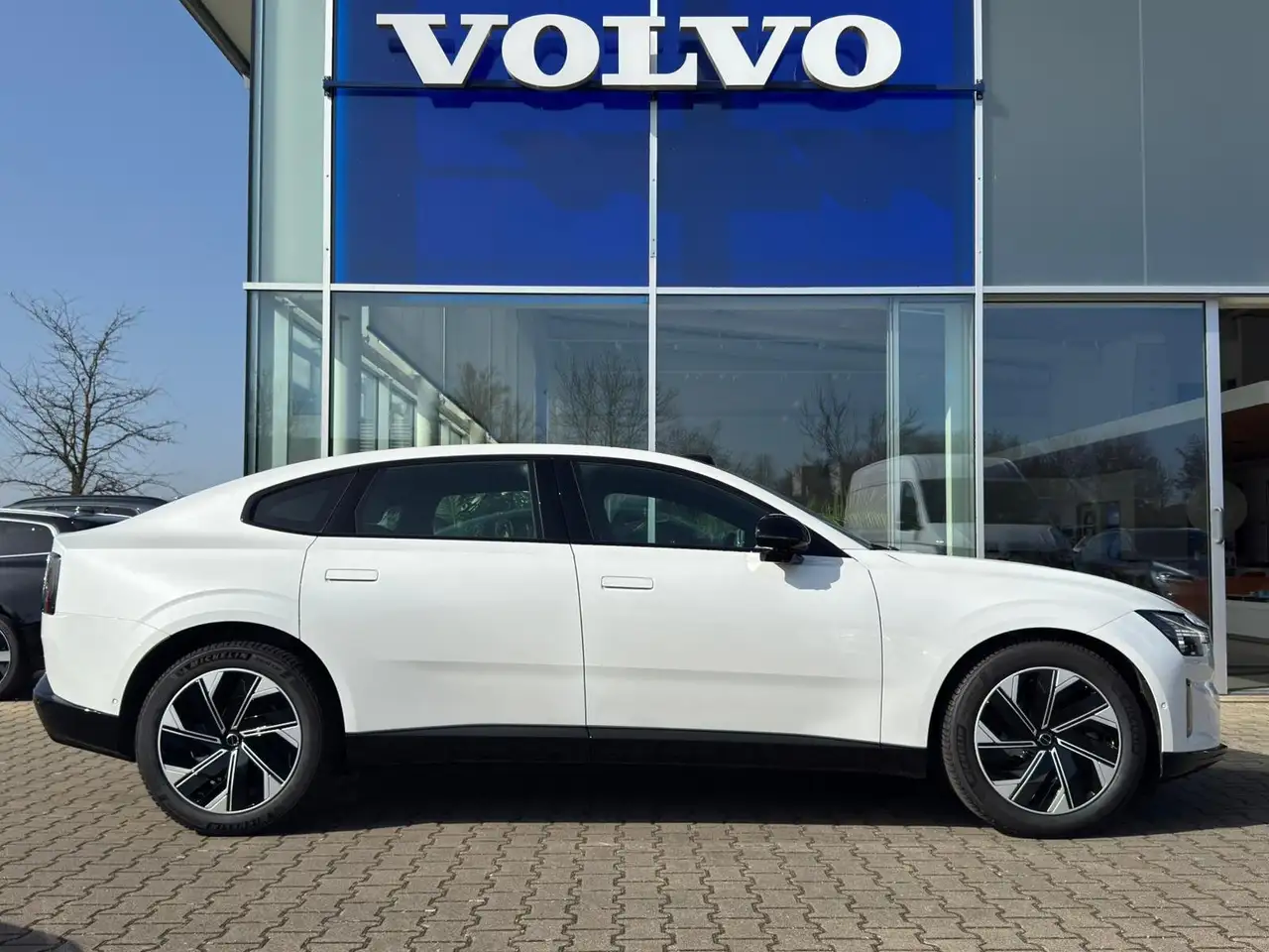 Volvo ES90 2026