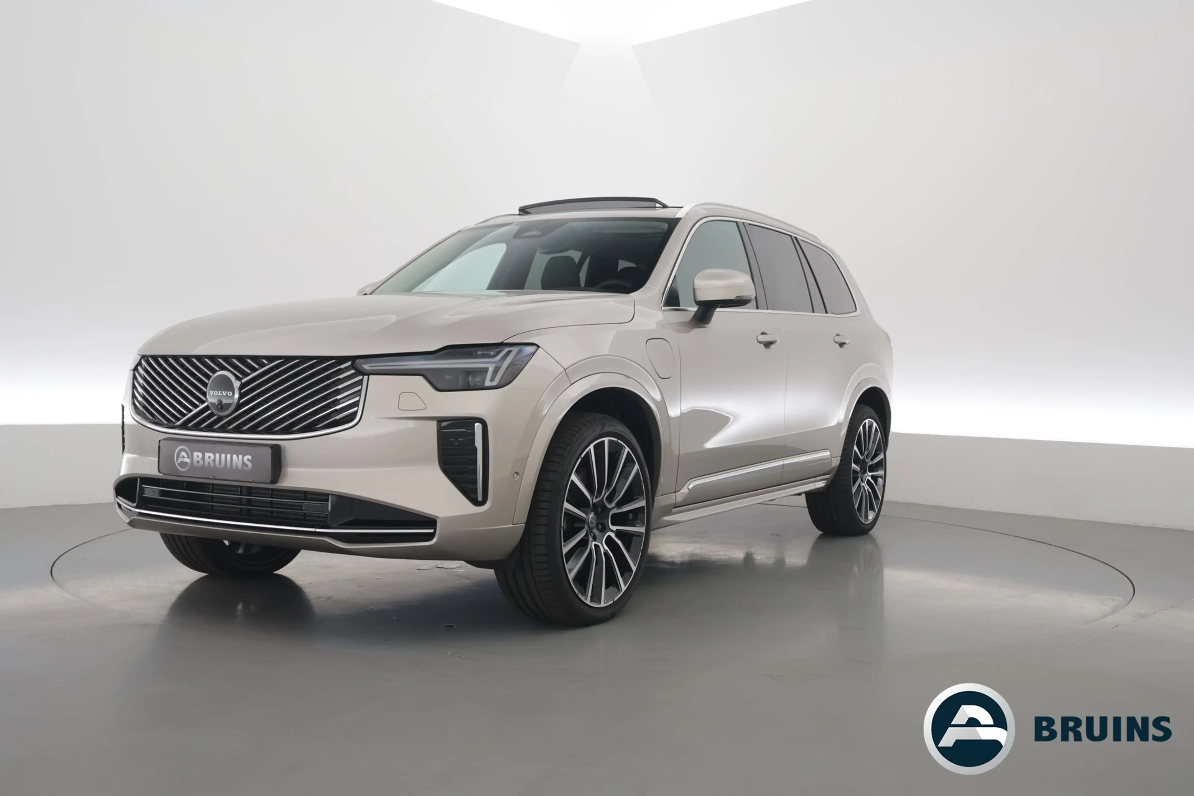 Volvo XC90 2.0 T8 Plug-in hybrid AWD Ultra Bright | Pano | MY