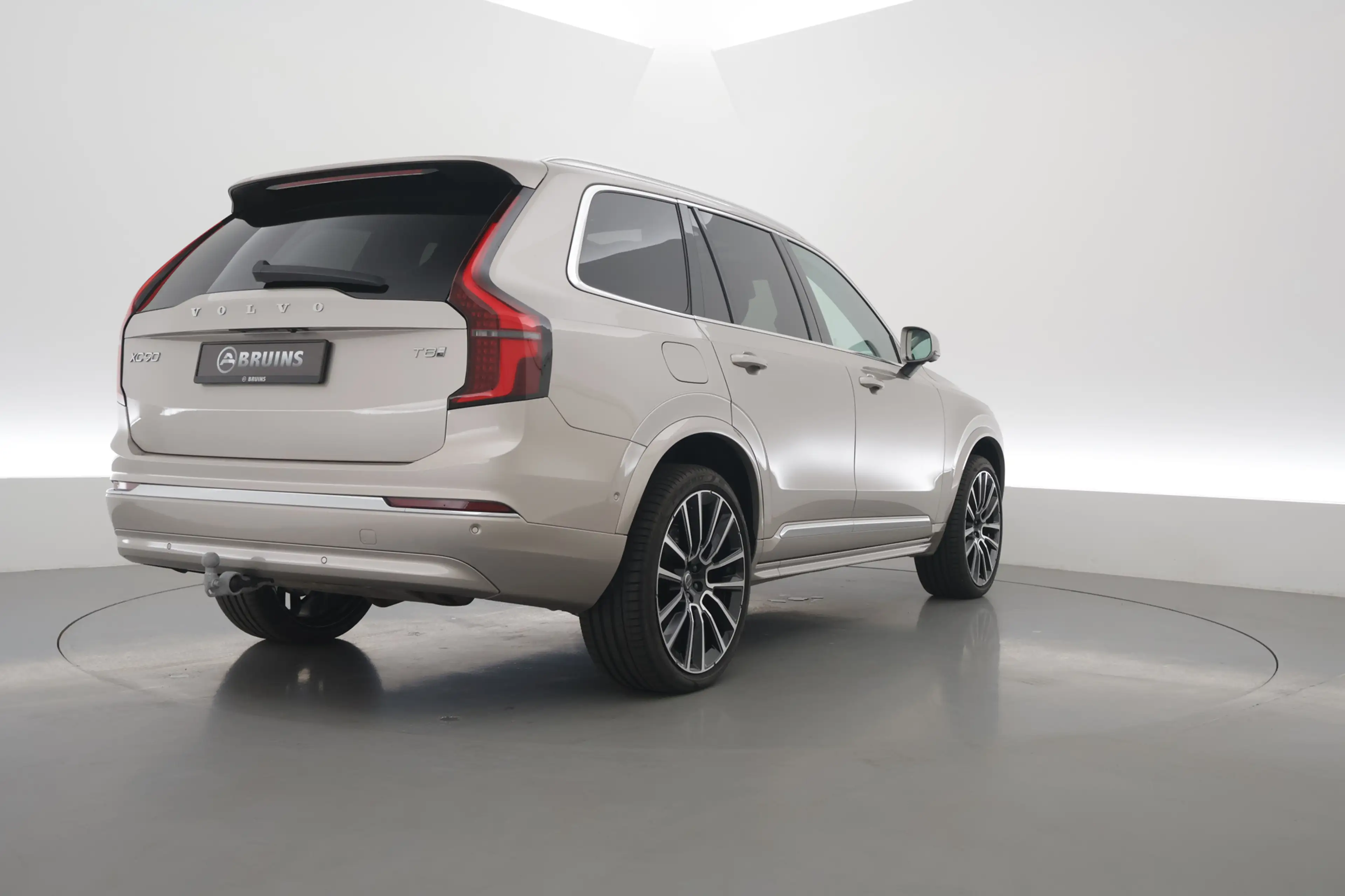 Volvo XC90 2.0 T8 Plug-in hybrid AWD Ultra Bright | Pano | MY — photo 2