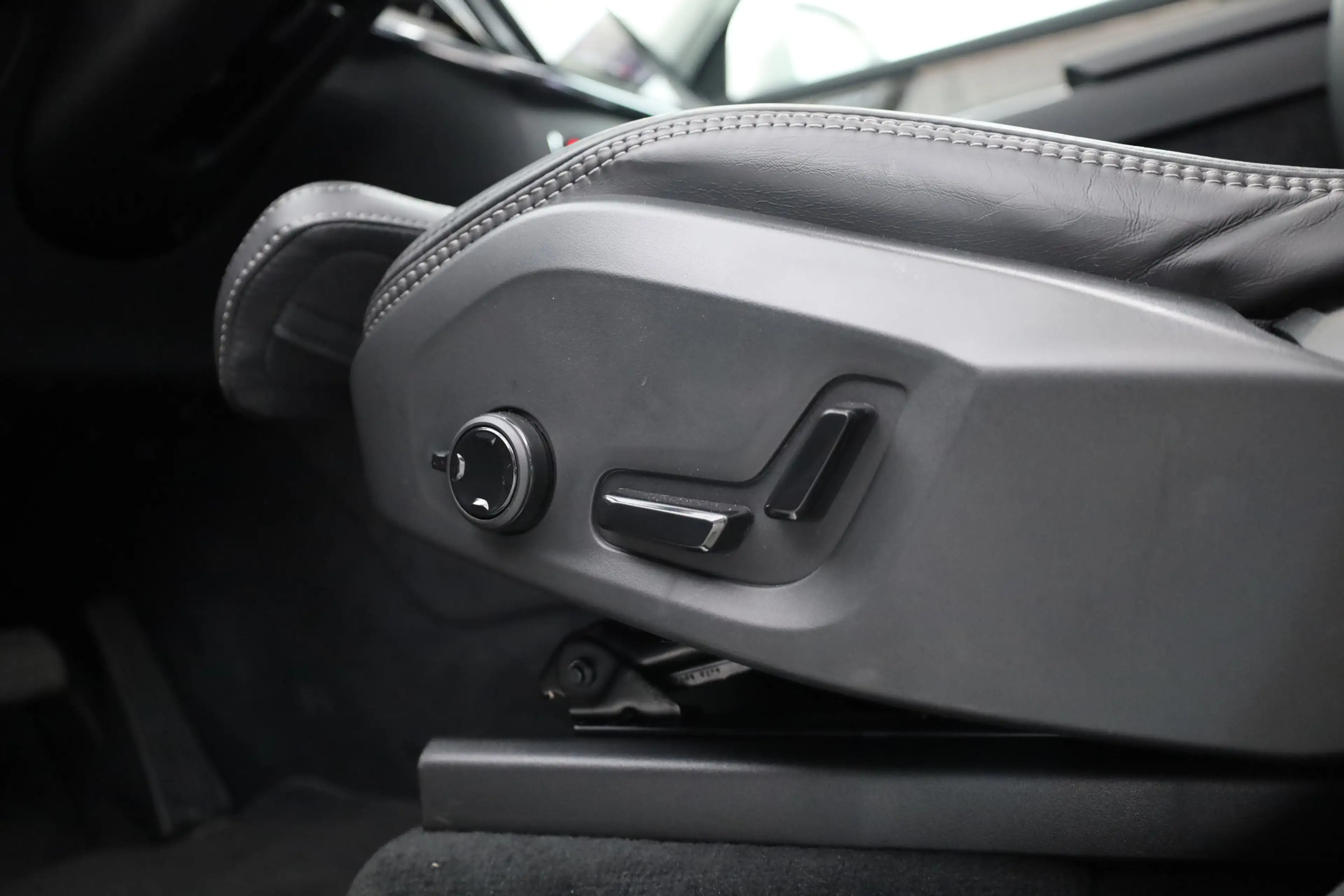 Volvo XC90 2.0 T8 Plug-in hybrid AWD Ultra Bright | Pano | MY — photo 11