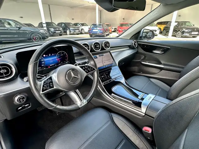 Mercedes-Benz C-Class view 15