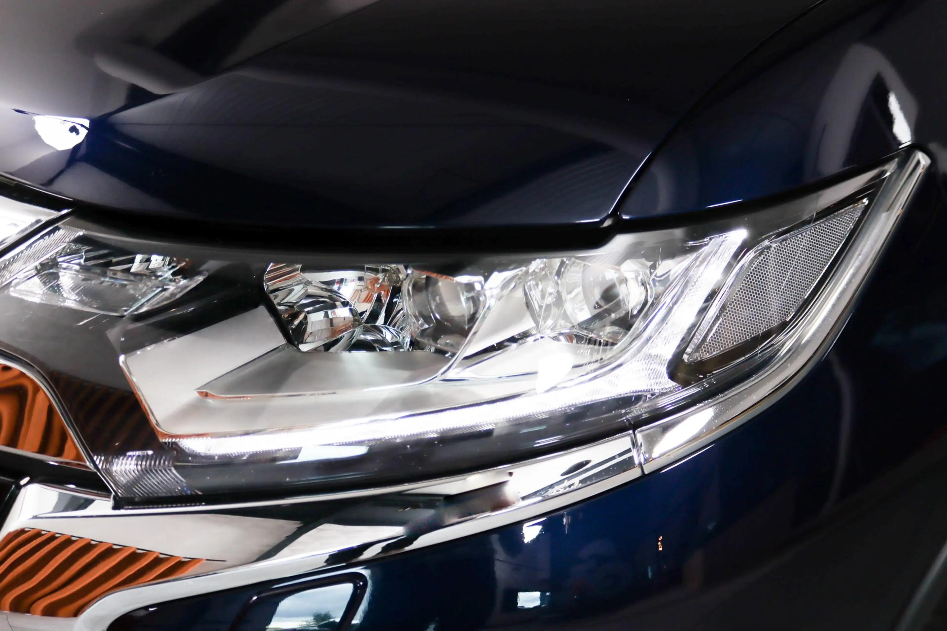 Mitsubishi Outlander 2.0 Executive Edition 7-Persoons Trekhaak, Alcanta — photo 12