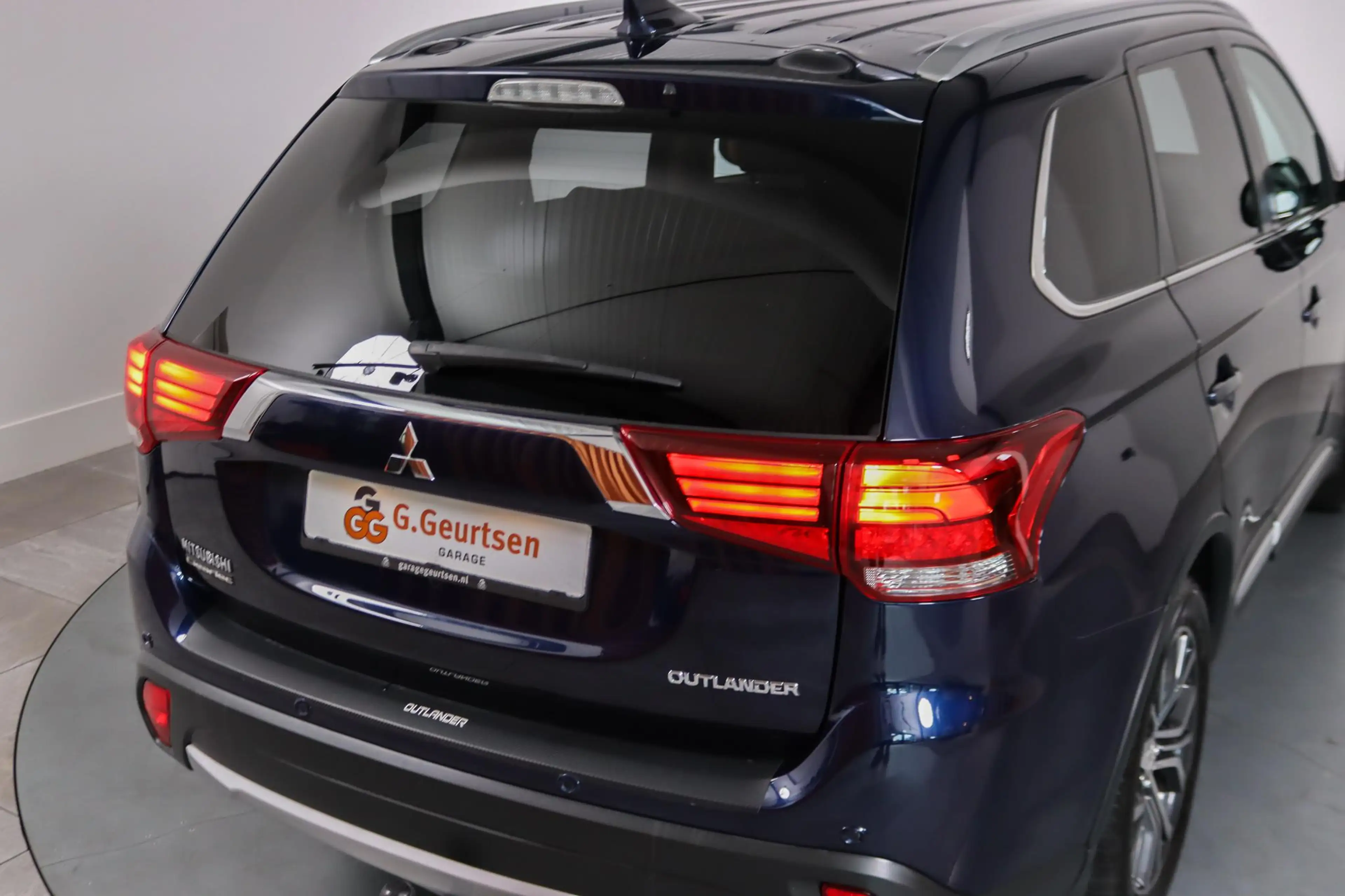 Mitsubishi Outlander 2.0 Executive Edition 7-Persoons Trekhaak, Alcanta — photo 15