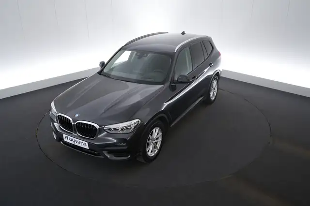 BMW X3 2.0dA sDrive18 Business LEDER/CUIR Adapt. LED GPS
