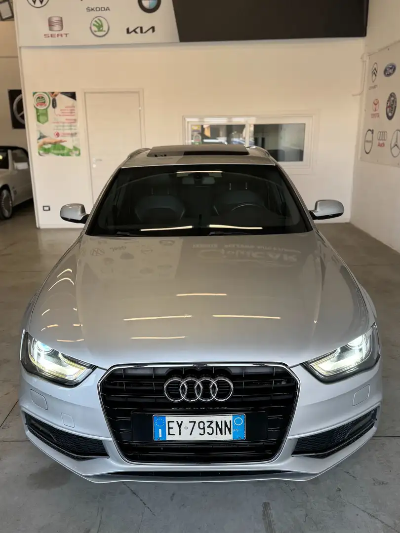 Audi A4 A4 IV 2012 Avant2.0 tdi Advanced 150cv multitronic Argento - 2