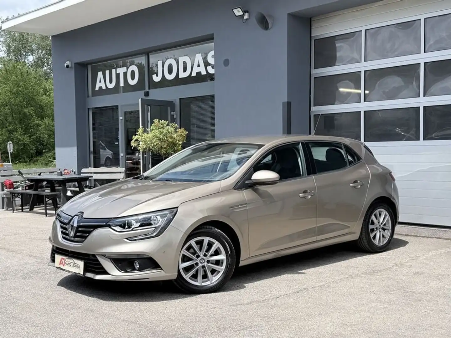 Renault Megane Mégane Bose dCi 110 EDC **Kamera/Navi/Totwinkel** Braun - 2