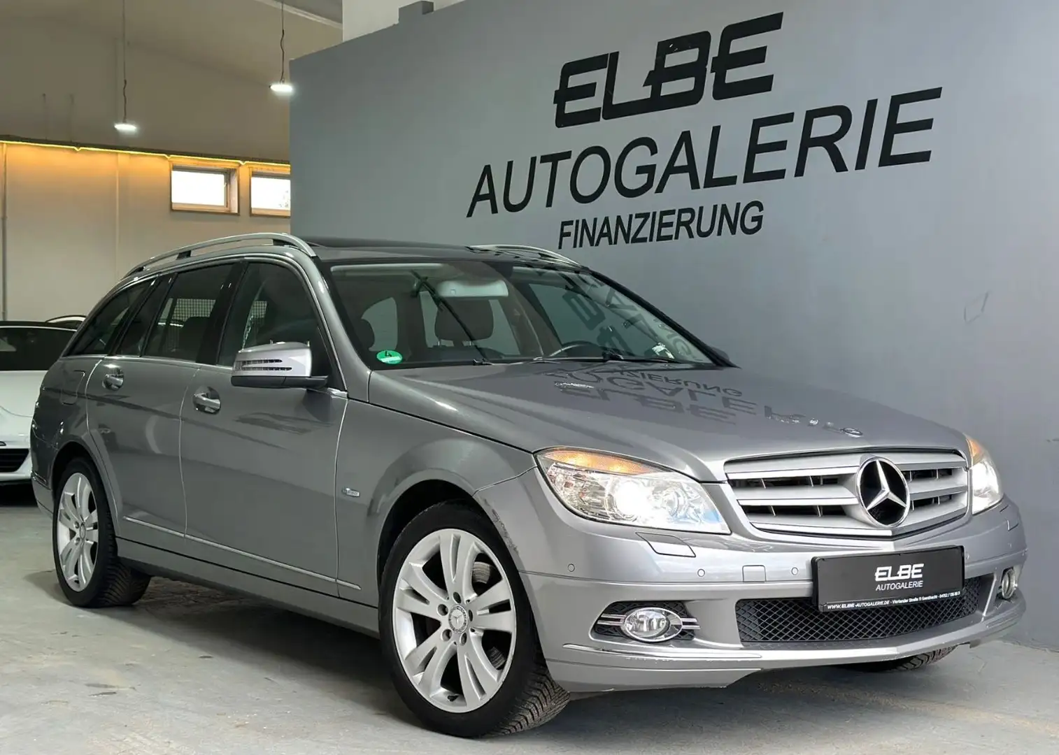 Mercedes-Benz C 220 T CDI Aut. Avantgarde 1.Hand Schiebedach Gris - 1