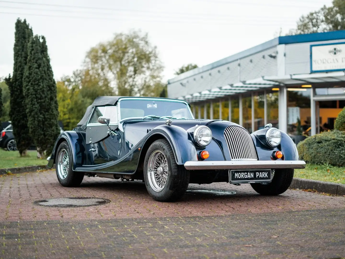 Morgan Roadster 3,7 L V6 *1 Hand* + Sonderlack + Azul - 2