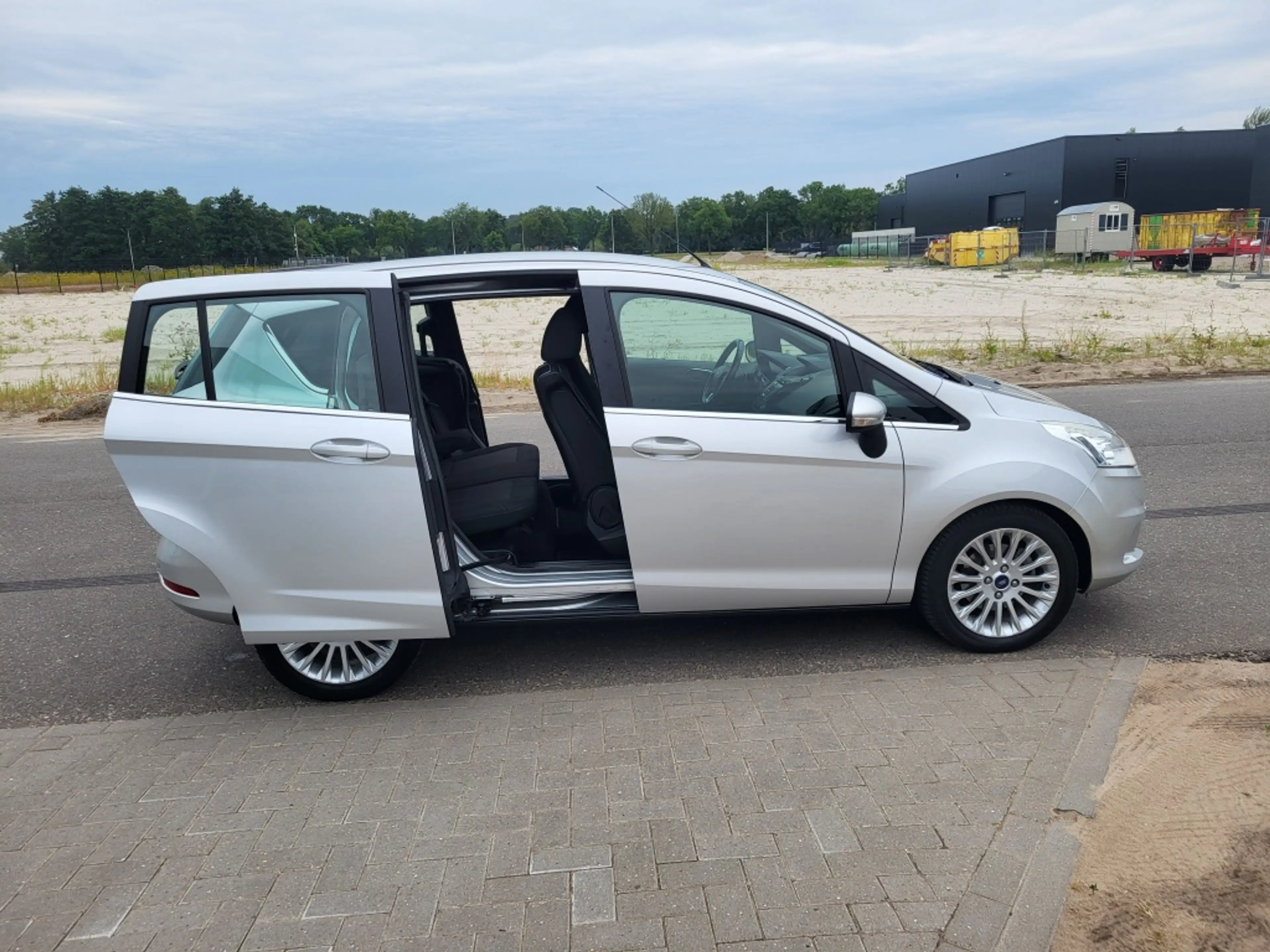 Ford B-Max 1.0 Ecoboost 100 pk Titanium Camera Parkeersensore — photo 12