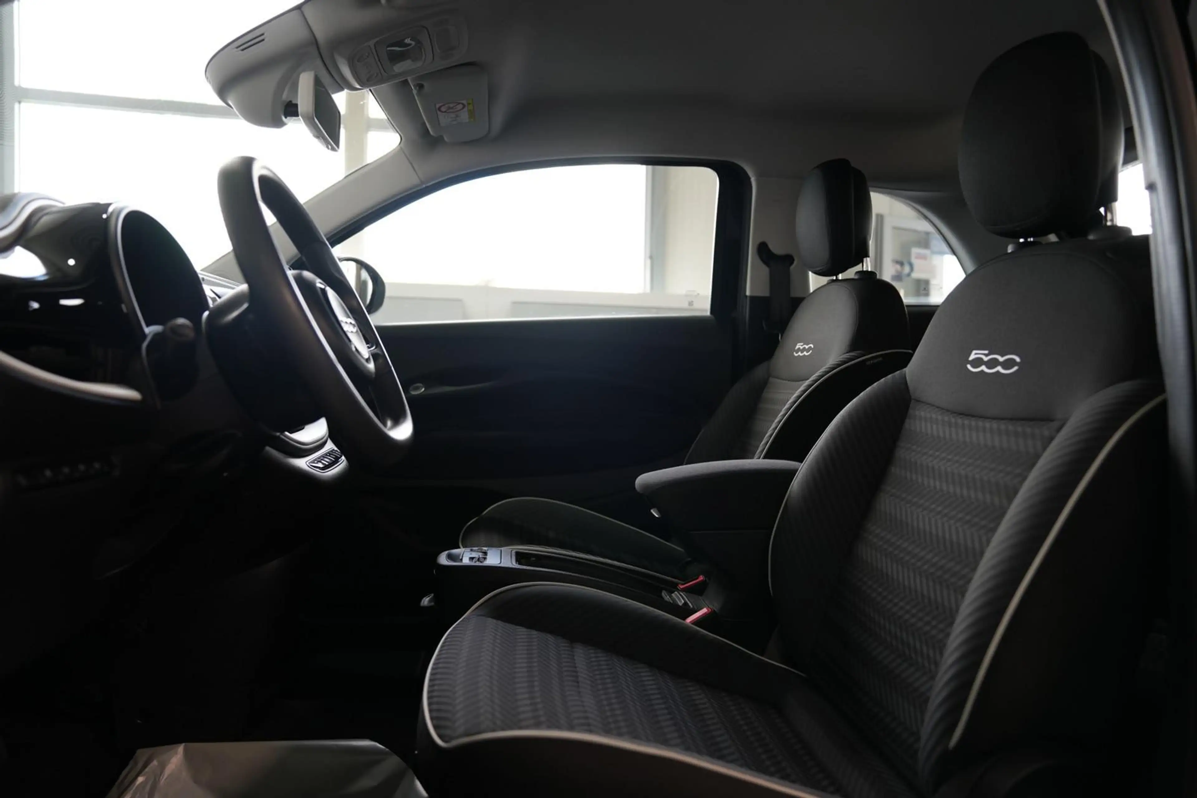Fiat 500e 500 e Action — photo 14