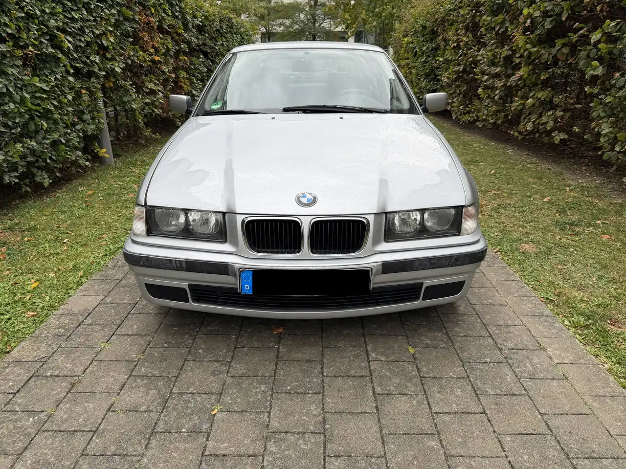 BMW 316i Compact Exclusiv Edition, foto 2