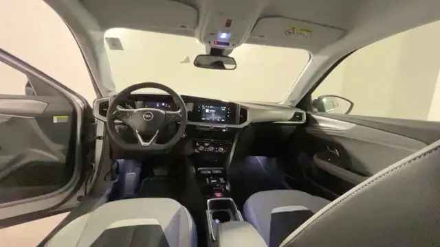 Opel Mokka-E view 10