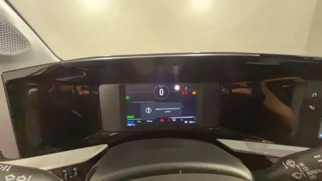 Opel Mokka-E view 11