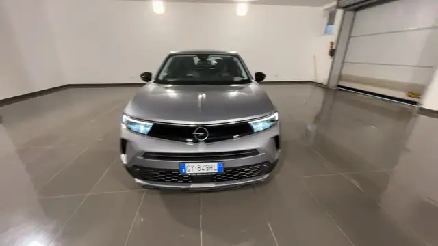 Opel Mokka-E view 2