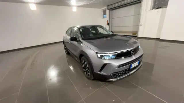Opel Mokka-E view 3