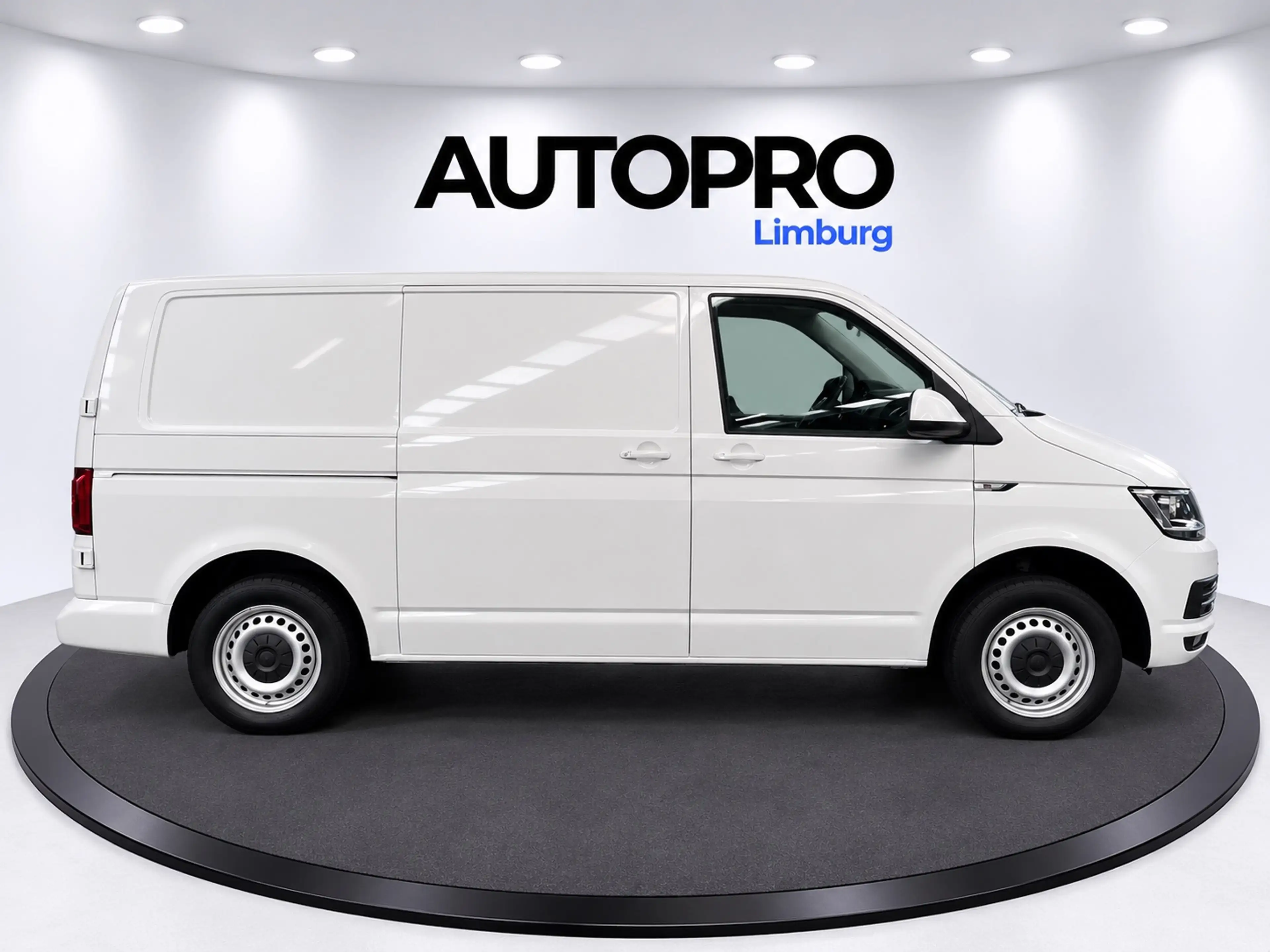 Volkswagen Transporter 2.0 TDI L1H1 28 Comfortline| DSG| Camera — photo 6
