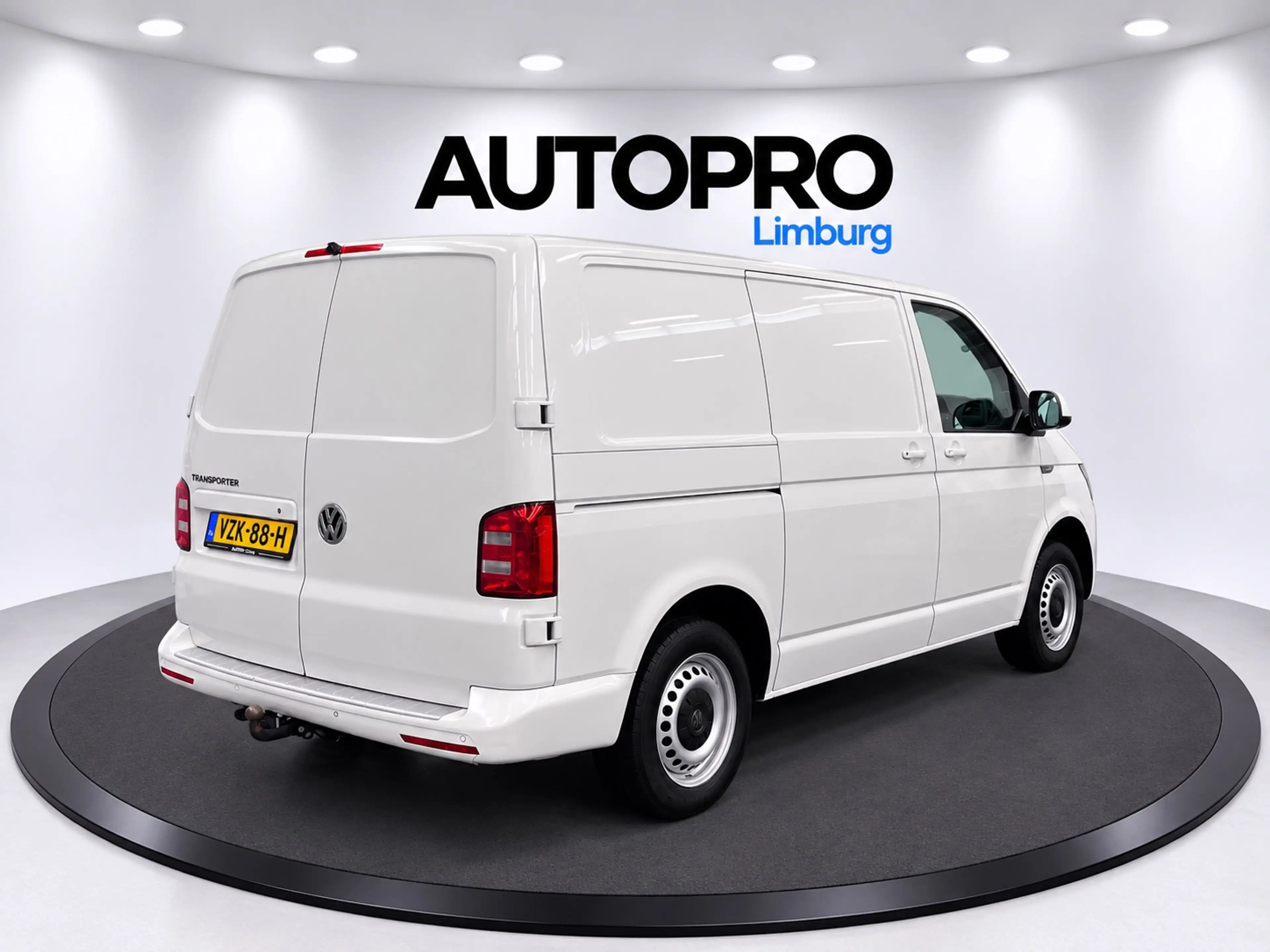 Volkswagen Transporter 2.0 TDI L1H1 28 Comfortline| DSG| Camera — photo 7