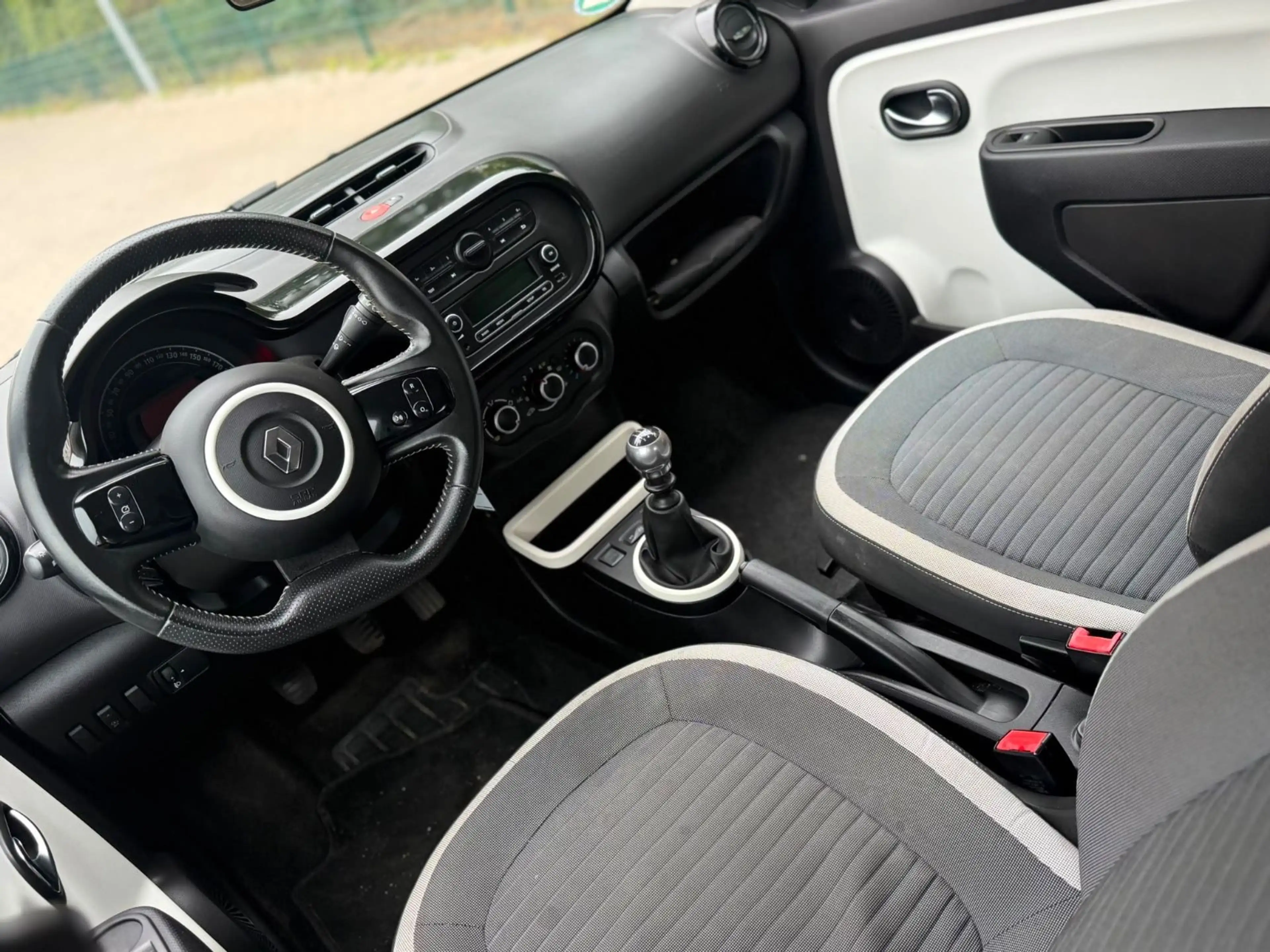 Renault Twingo Dynamique SCE Klima 114.000Km — photo 13