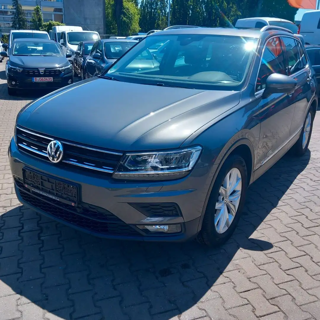 Volkswagen Tiguan Sound BMT/Start-Stopp 4Motion Grigio - 1