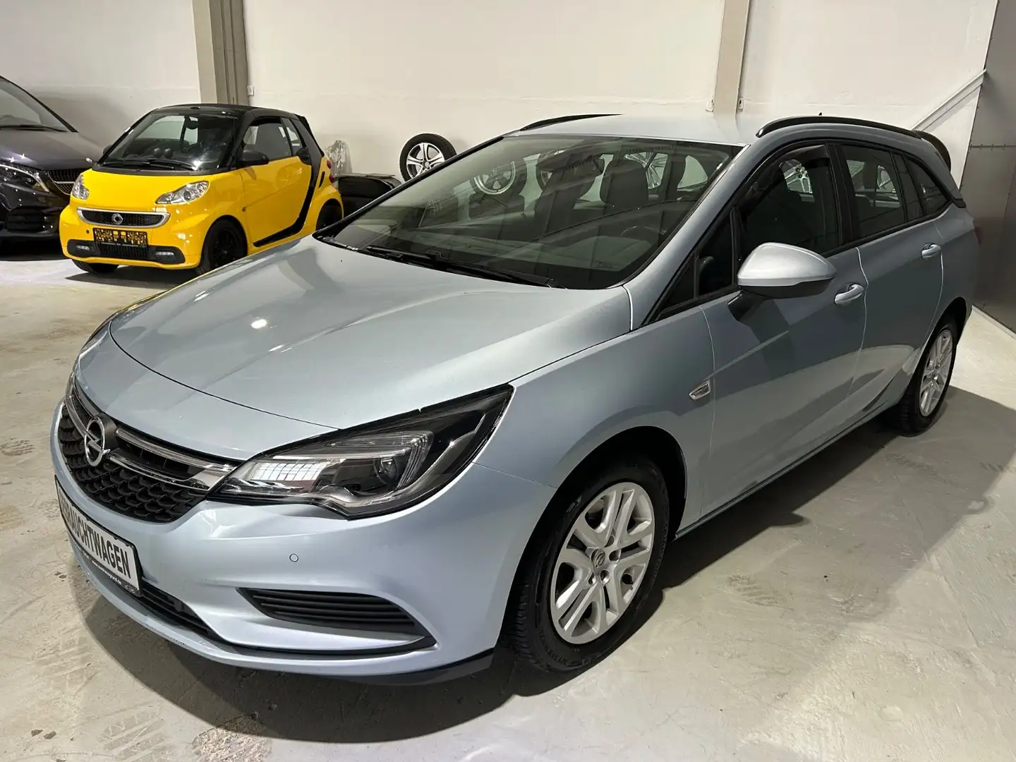 Opel Astra K Sports Tourer Edition 1.6 CDTI*Navi*SHZ* Bleu - 1