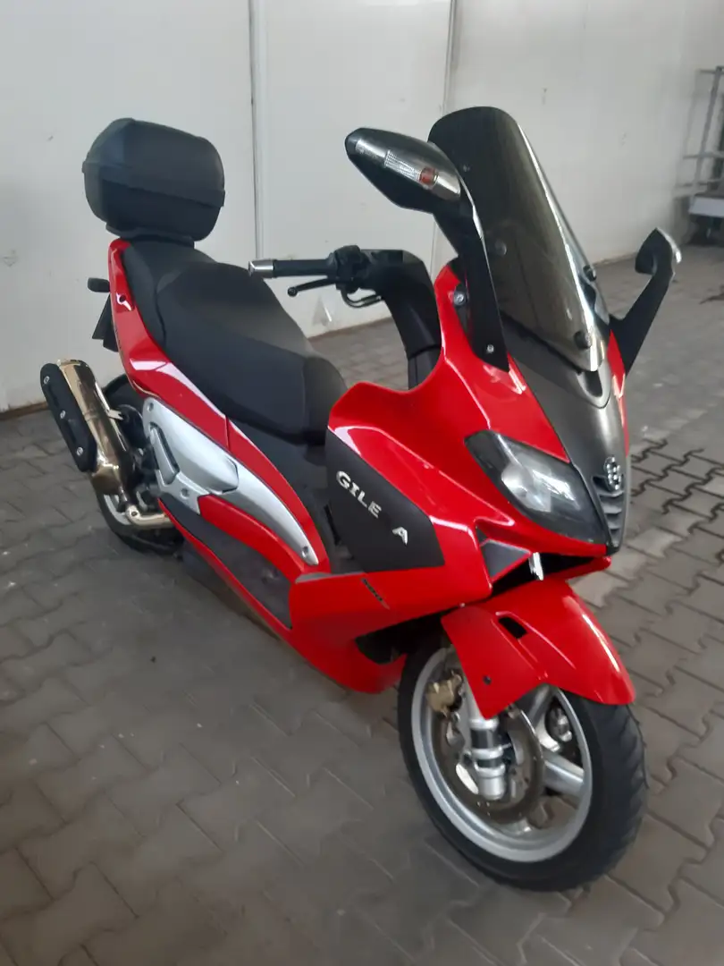 Gilera Nexus 500 crvena - 1