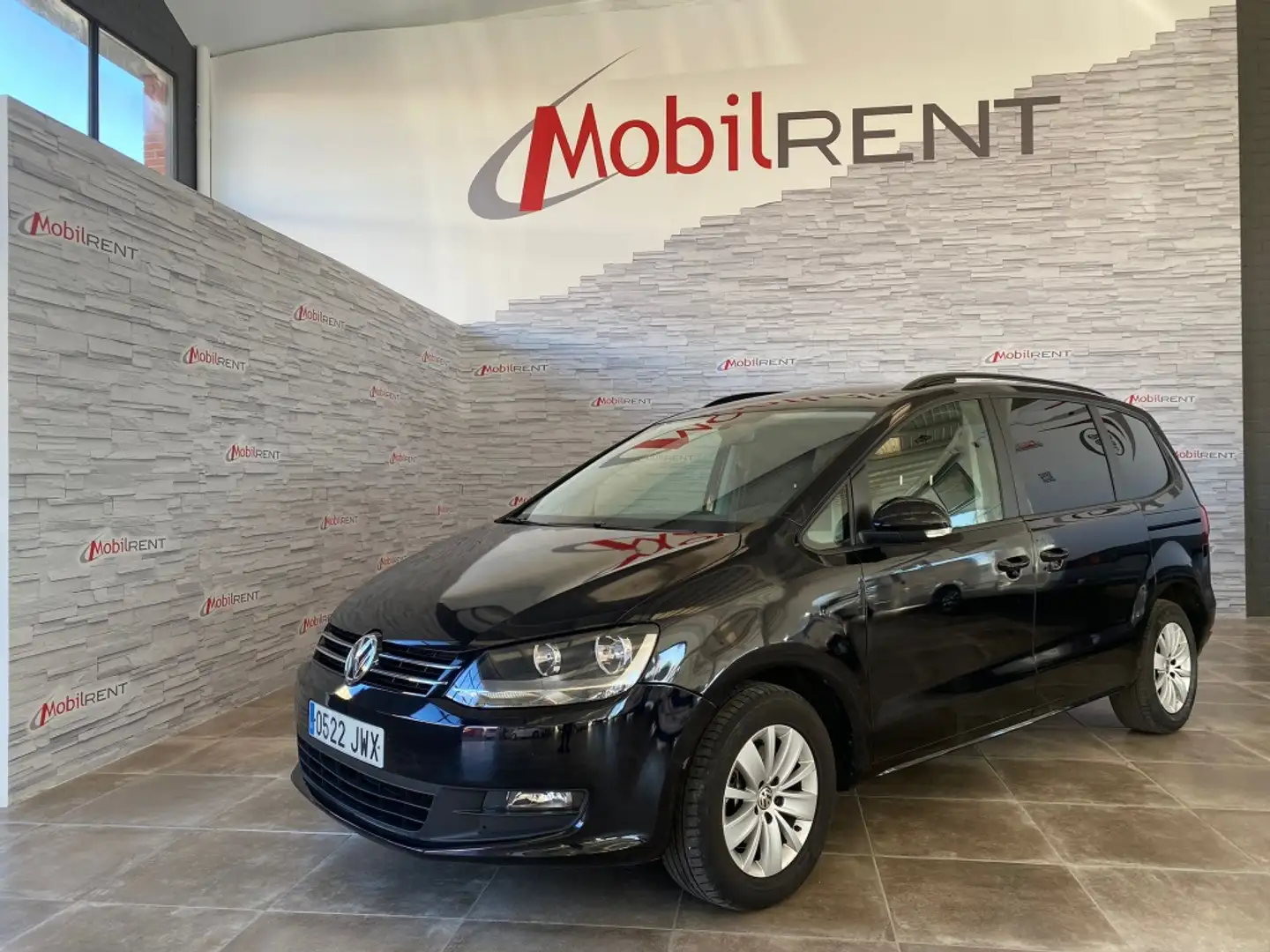 Volkswagen Sharan 2.0TDI Advance 110kW Zwart - 1