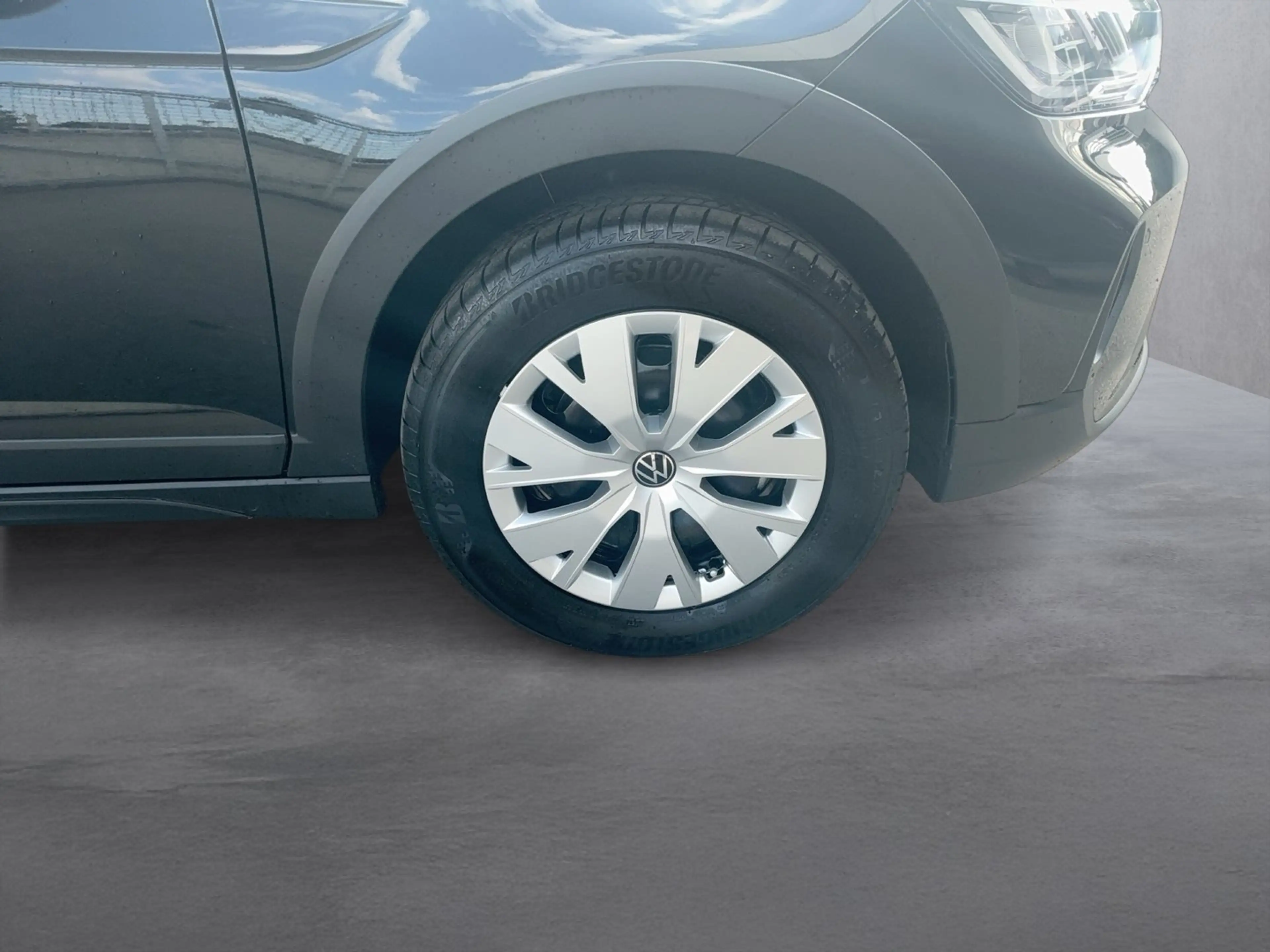 Volkswagen Taigo 4Me TSI — photo 6