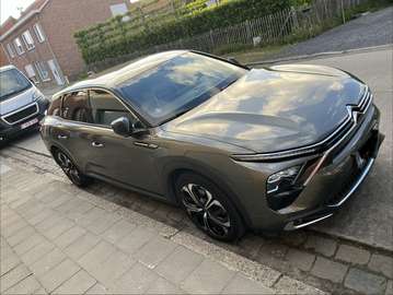 1.6 Turbo PHEV Shine (165 kW)