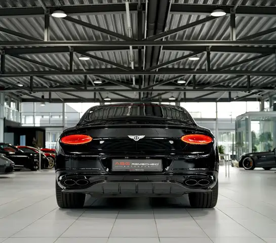 Bentley Continental GT view 9