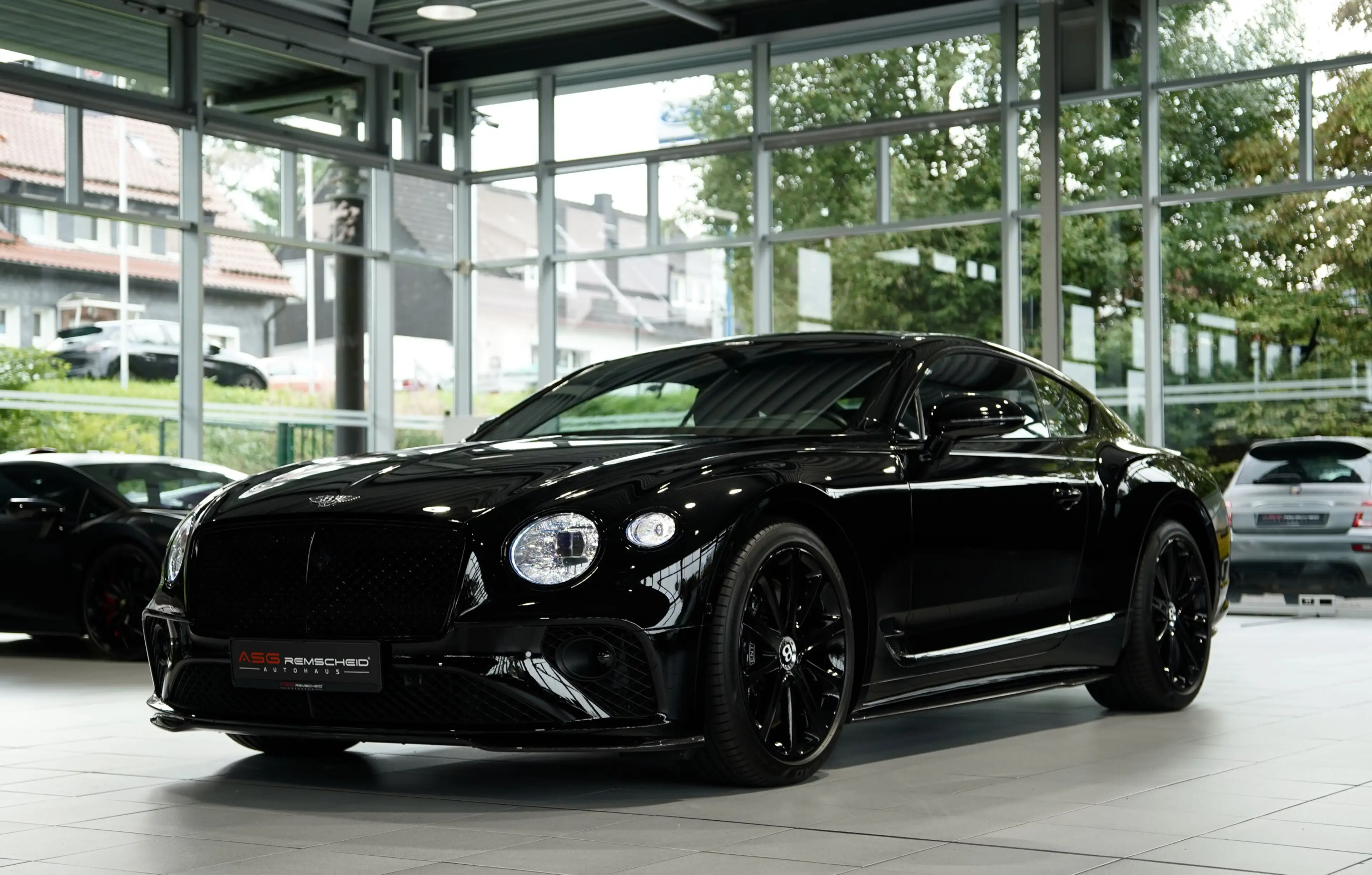Bentley Continental GT V8 *Mulliner *Blackline *Carbon — photo 5