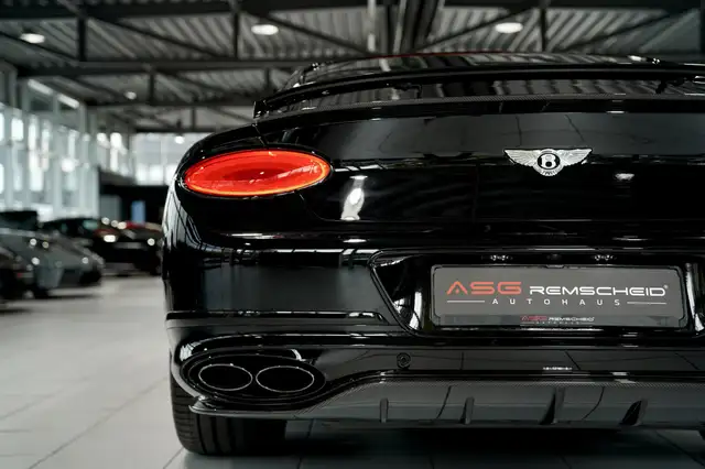 Bentley Continental GT view 14