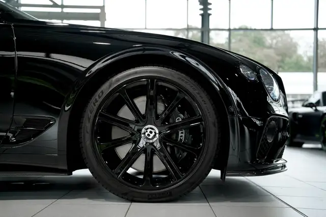 Bentley Continental GT view 12