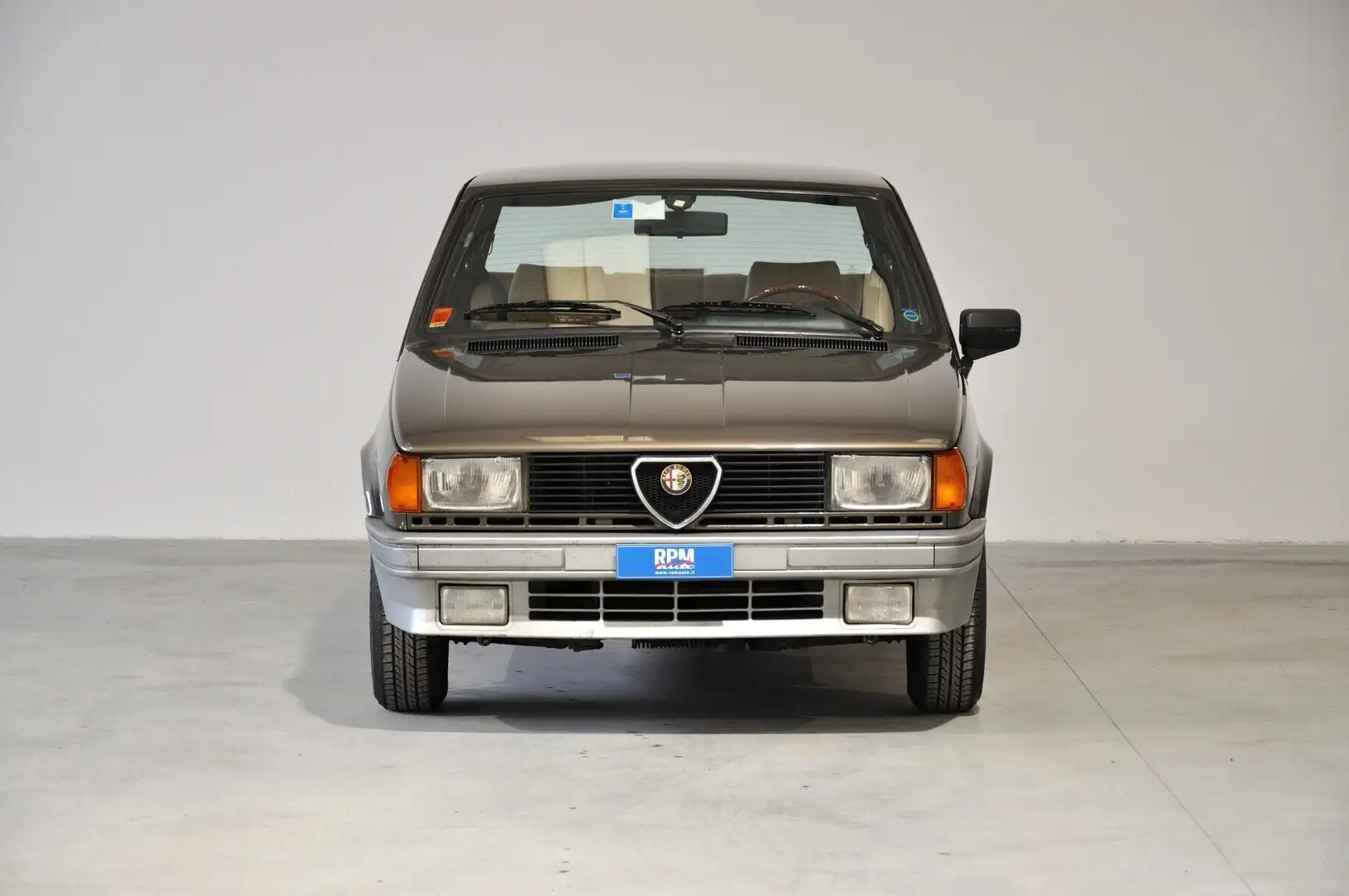 Alfa Romeo Giulietta 1.6 L Braun - 2