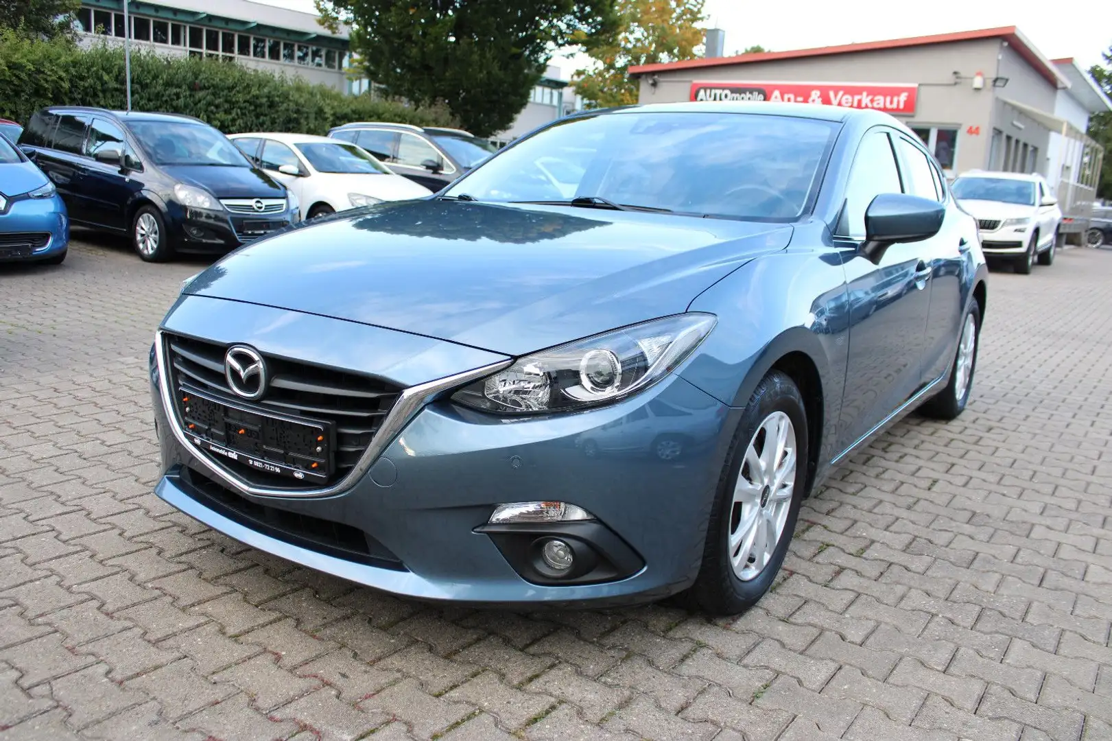 Mazda 3 2.0 SKYACTIV-G 120 Klimaautom. PDC,SHZ,Kamera Grau - 1