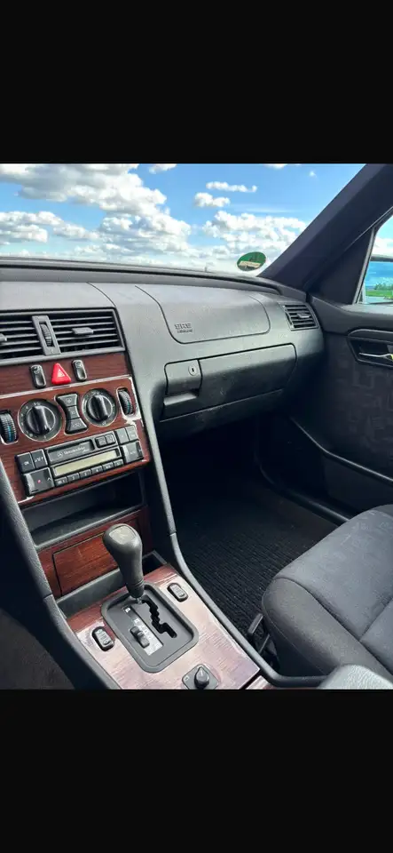 Mercedes-Benz C 180 Classic, foto 9