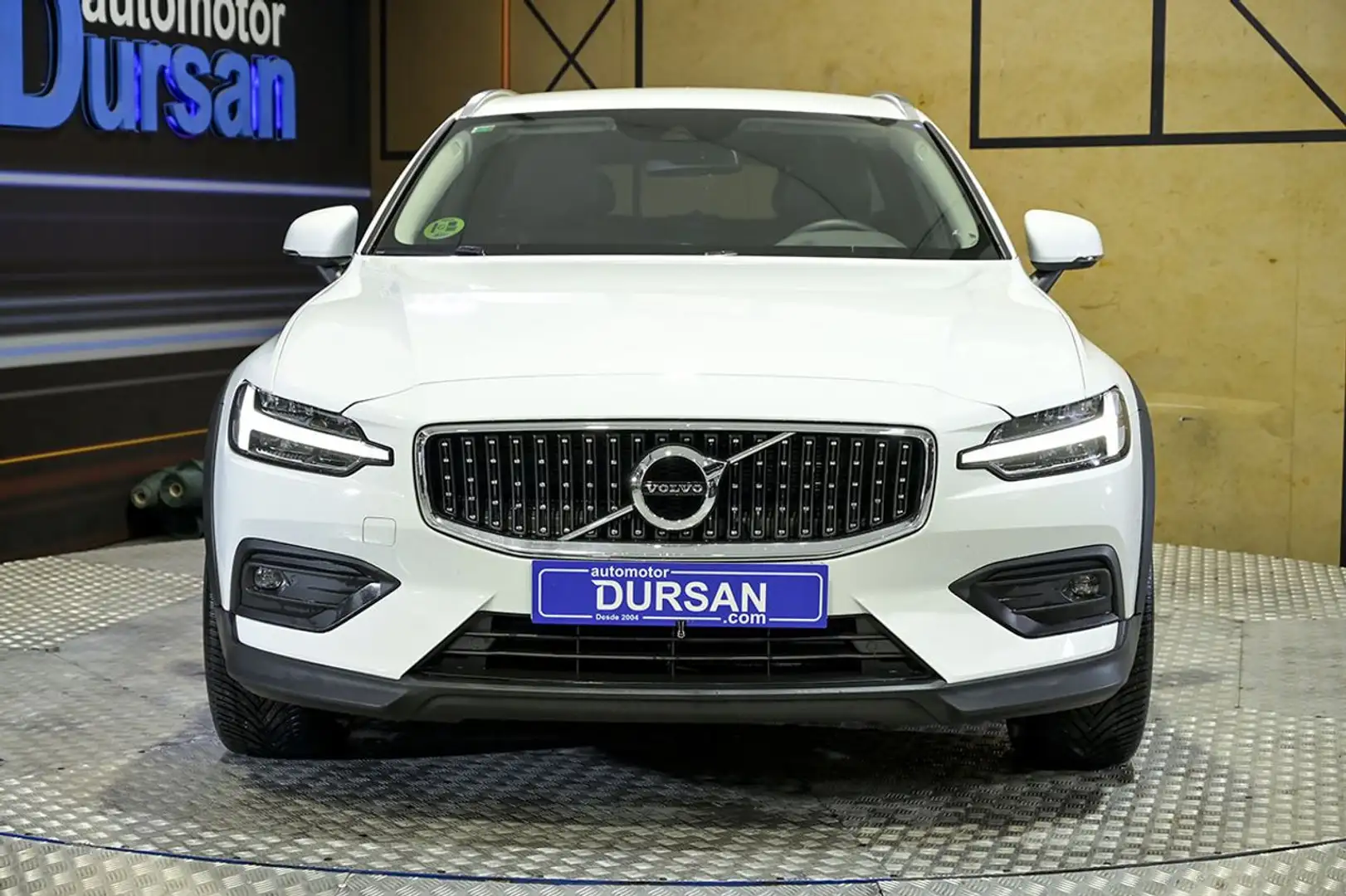 Volvo V60 2.0 D4 AUTO PRO Blanco - 2