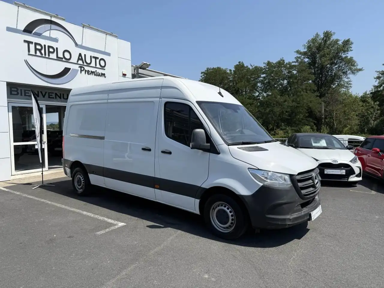 Mercedes-Benz Sprinter