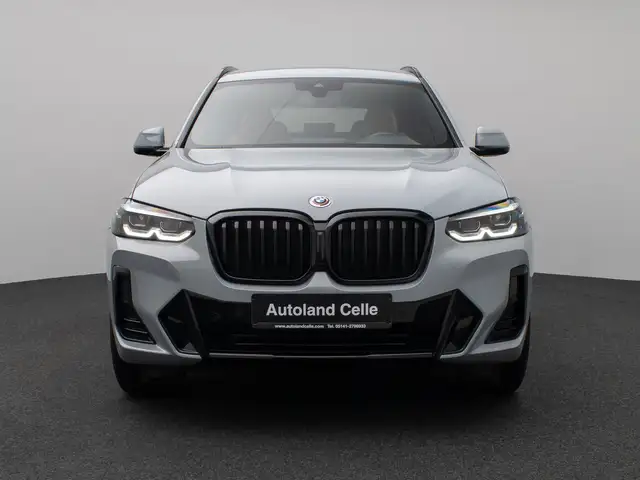 BMW X3 view 2
