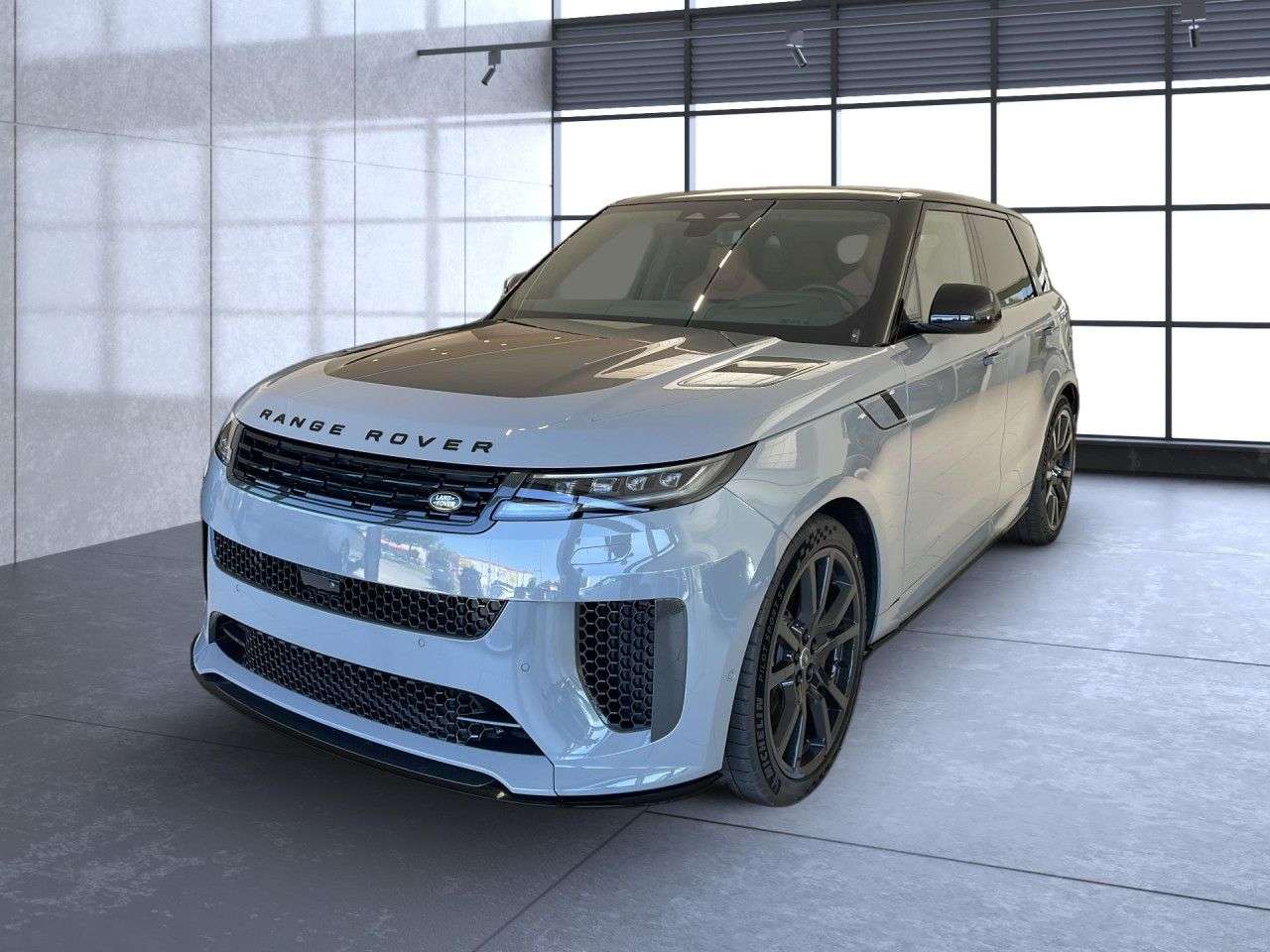 Second hand Land Rover Range Rover Sport 
