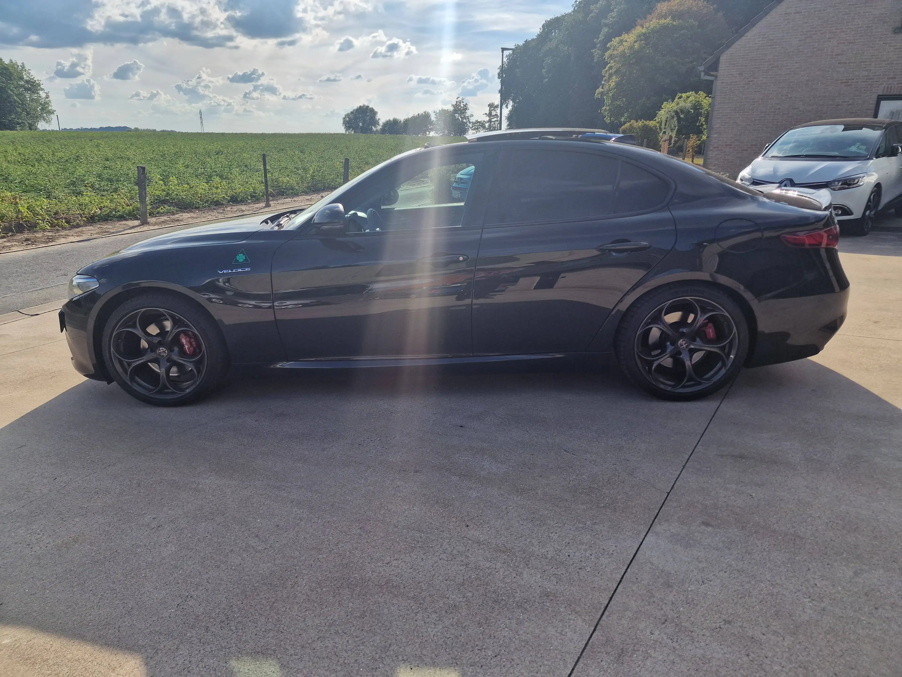 Alfa Romeo Giulia Giulia 2.2 JTDm AWD Veloce — photo 2