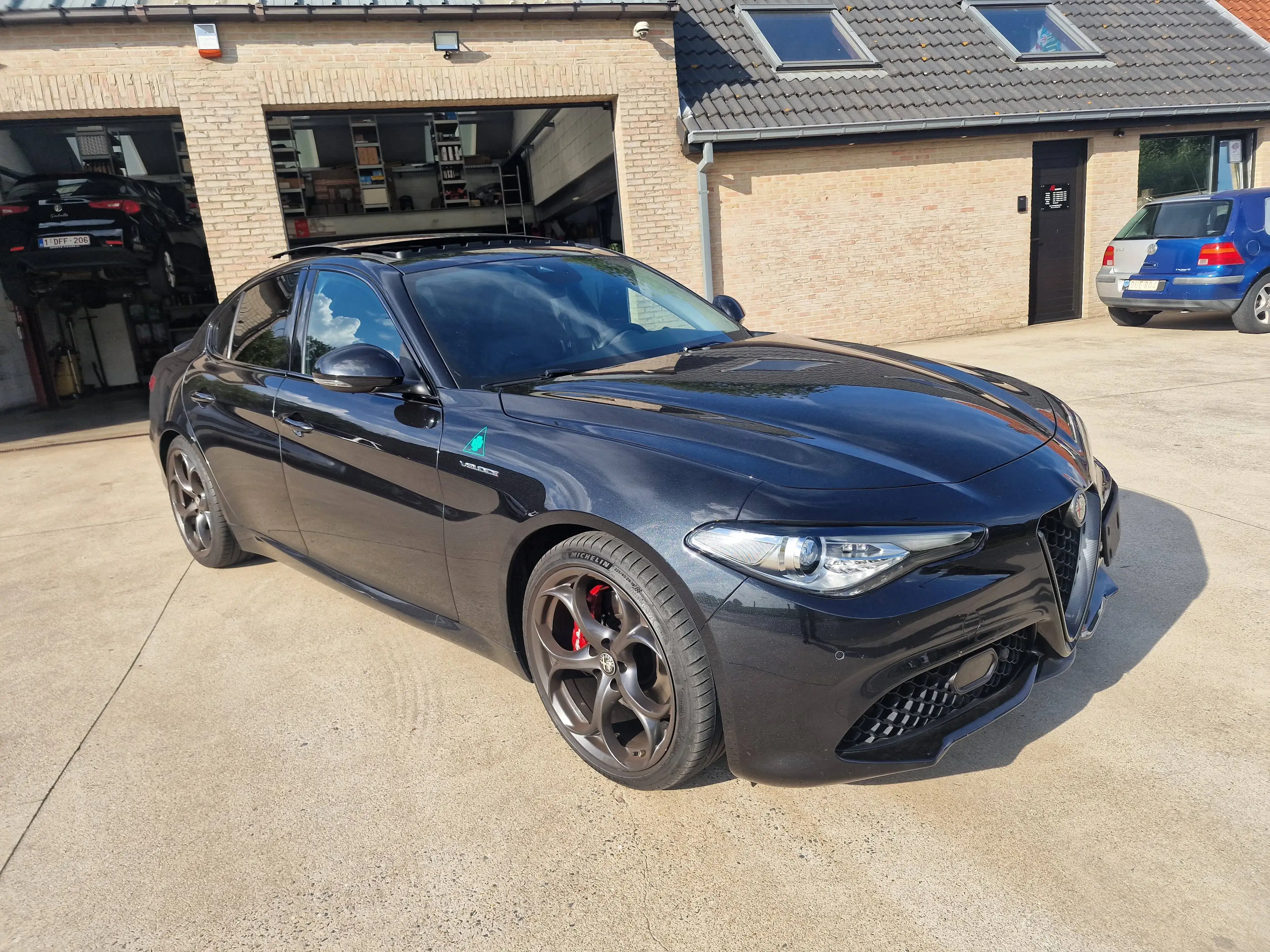 Alfa Romeo Giulia Giulia 2.2 JTDm AWD Veloce — photo 6