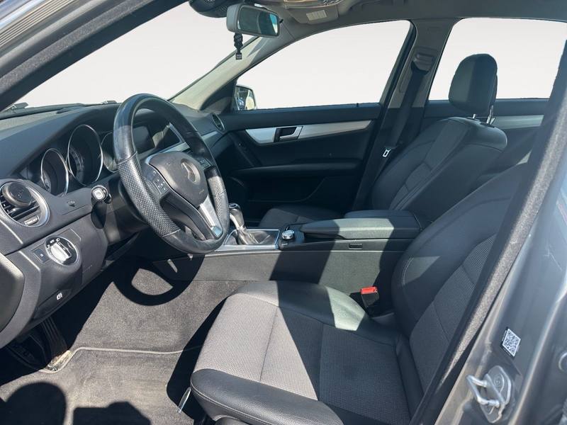 Mercedes-Benz C 180 C Limousine C 180 CGI BlueEfficiency — photo 10